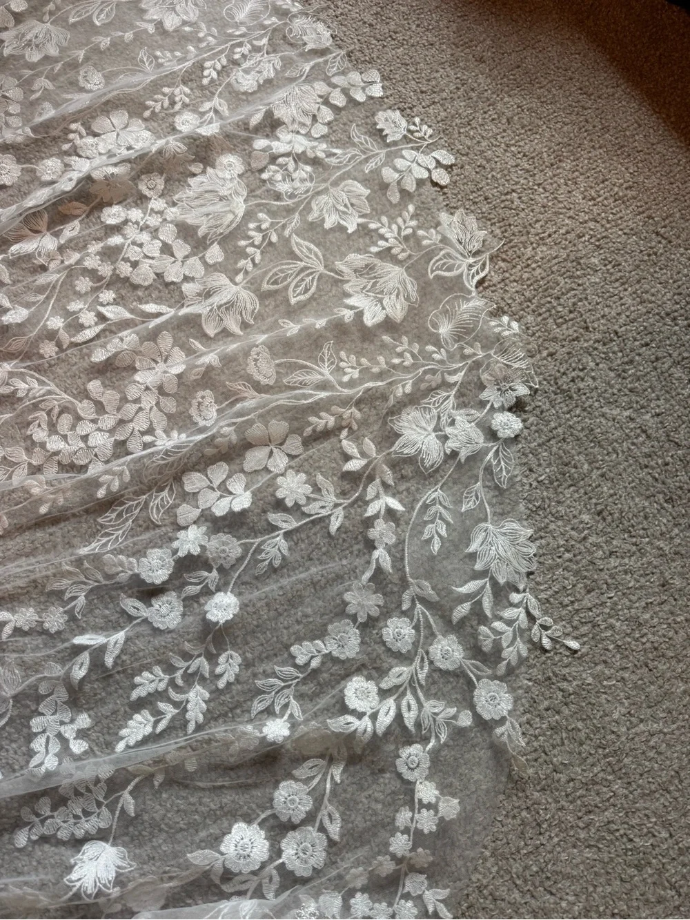 Ivory Bridal Veil with Wild Flower Floral Lace Edge